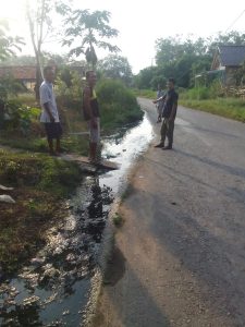 Belum Dibangun Drainase, Warga Air Itam Timur Keluhkan Air yang Menggenangi Jalan