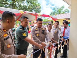 AKBP.EFRANNEDY RESMIKAN RUMAH DINAS POLSEK PENUKAL ABAB