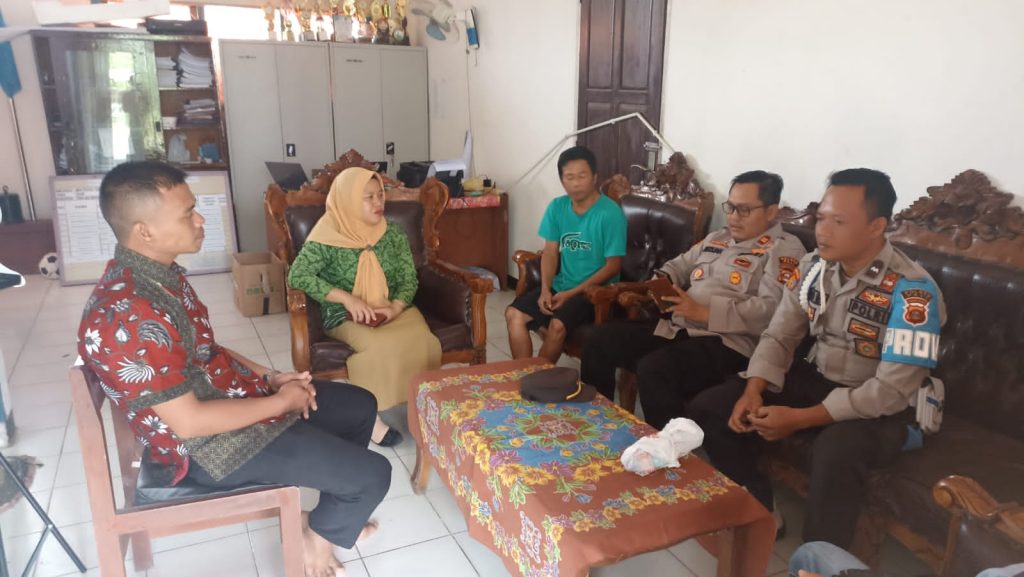 Jalin Sinergitas,Polsek Penukal Utara Silaturahmi dengan SMPN 2 Penukal Utara