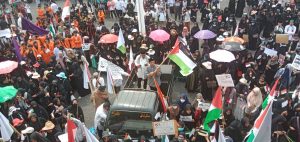 Pimpinan DPRD OKU Orasi bersama ribuan Massa aksi bela palestina.