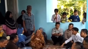 Kebaikan Tidak Selalu Berbuah Baik: Kisah Siti Marbiah yang Diusir Anak Angkatnya dari Rumah