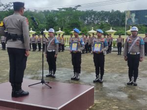 Gelar Upacara PDTH Dua Oknum Anggotanya, Ini Pesan Kapolres PALI
