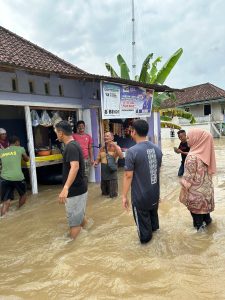 M. Napoleon Politisi Muda dari PPP Bantu Warga Terdampak Banjir, Begini Jelasnya