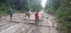 Jalan talang kayuara – talang payah lebar MUBA SumSel kondisi rusak parah, Ini Harapan Warga Pada Pemerintah
