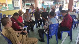 Gelar Jum’at Curhat di Desa Tempirai, Ini Pesan Kapolsek Penukal Utara