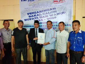Bentuk Keseriusan dan Komitmen Maju Pilkada PALI 2024, Setelah dari Partai Golkar Irwan,ST Ambil Formulir Cabup di Kantor PAN
