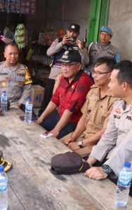 Begini Pesan Kapolres PALI saat Jum’at Curhat yang Digelar di Desa Raja, Tanah Abang