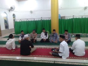 Gelar Jum’at Curhat di Desa Raja, Ini Kata Kapolsek Tanah Abang