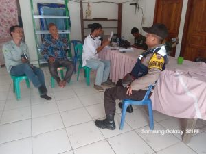 Gelar Jumat Curhat di Desa Sinar Dewa, Ini Pesan  Kapolsek Talang Ubi
