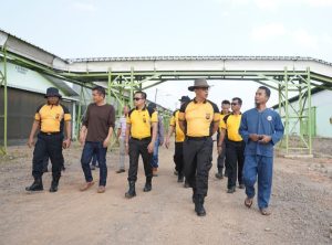 Kapolda Sumsel Tinjau Pabrik Bahan Pokok di Pulau Rimau  Banyuasin, Begini Jelasnya