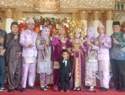 Calon Wakil Bupati No.1 H. Muhamad Ferdinand S Hadiri Undangan Resepsi Pernikahan Di Desa Pengabuan