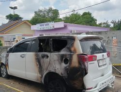 Aksi Teror Terjadi di Prabumulih, Mobil Advokat dibakar OTD
