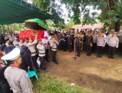 Pimpin Upacara Pemakaman Jenazah Aiptu Amirul Ahkam, Ini Kata Kapolres PALI