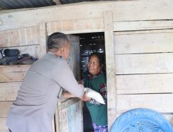 Polres PALI Perkuat Sinergi dengan Masyarakat melalui Pembagian Sembako Di Bulan Ramadhan