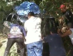 Kasat Intelkam Polres PALI Bantu Warga yang Alami Kecelakaan Saat Arus Balik di Desa Sungai Baung