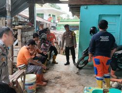 Tanah Longsor Landa Tebing Atmojo, Satu Rumah Rusak Parah – Polres PALI Lakukan Pengamanan Ketat