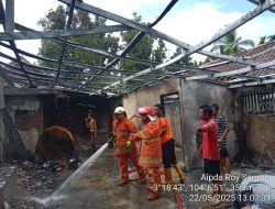 Alami Luka Bakar Saat Selamatkan Rumah Dari Amukan Jago Merah, Ayah dan Anak Dirawat di Rumah Sakit 