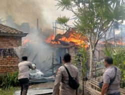 Korsleting Listrik Diduga Jadi Penyebab Kebakaran Hebat di Desa Babat, Kerugian Capai Rp250 Juta