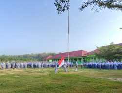 Jadi Pembina Upacara di SMA Negeri 5, Ini Pesan Kapolsek Talang Ubi