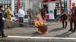 Barang Bukti 140 Kasus Dimusnahkan! Kejari PALI Hancurkan Narkoba dan Senjata di Hadapan Publik