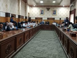 Terkait Kisruh PAW Desa Tanjung Kemala, DPRD OKU Gelar RDP