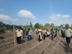 Wujud Dukung Program Swasembada Pangan,Polsek Penukal Abab Hadiri Penanaman Jagung di Desa Purun Timur