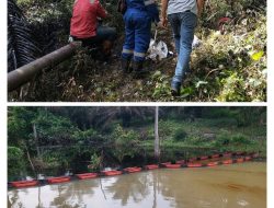 Pertamina Pendopo Field Bersihkan Limbah Akibat Kebocoran Minyak Diduga Karena Aksi Vandalisme