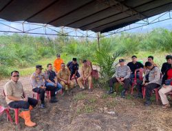 Kapolres PALI Tekankan Peran Aktif Masyarakat Jaga Kamtibmas,  Polsek Penukal Abab Menyapa Warga Desa Babat