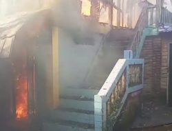 Diduga Akibat NCB/Meteran Listrik Meledak, Rumah Warga Mangunjaya Ludes Terbakar