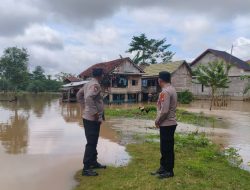 Polres PALI Intensifkan Patroli dan Monitoring Wilayah Rawan Banjir, Debit Sungai Lematang Mulai Surut
